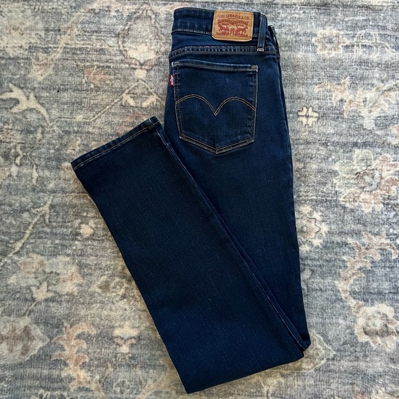 Women’s 712 Levi's Dark Blue Denim Dlim-fit Jeans 29 x 32 - Picture 1 of 7